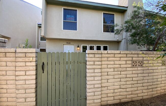*Owner Broker* 2 Bedroom Townhome Available Near Montgomery Blvd NE & Louisiana Blvd NE!