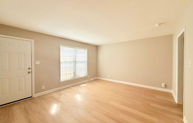 3823 ROSEHAVEN DR