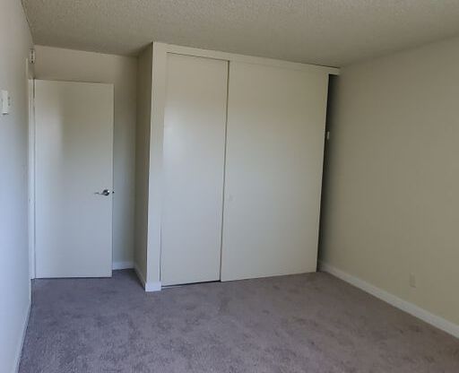 2 beds, 1 bath, 780 sqft, $2,500, Unit 327