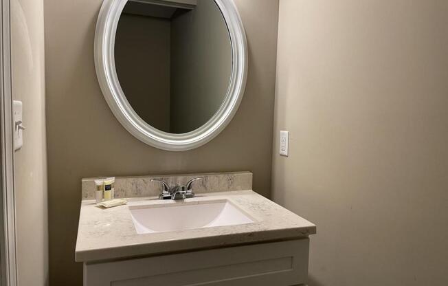 2 beds, 2 baths, 1,240 sqft, $1,950