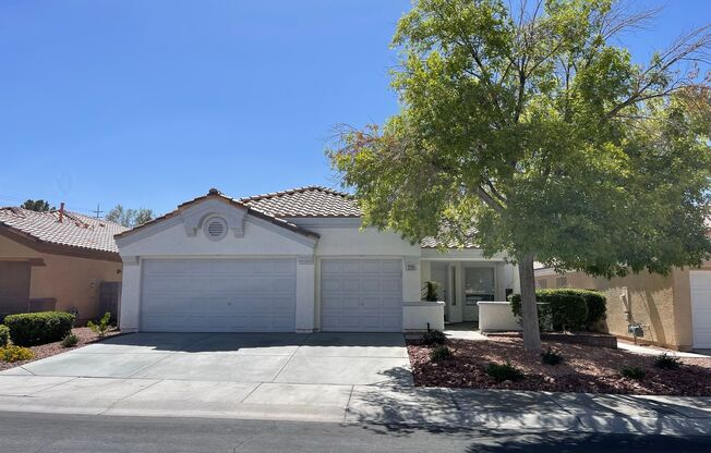 Charming Single-Story Home with 3-Car Garage – Great Location!  Available Soon!