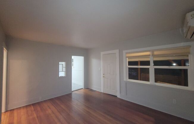 Charming 2 bed 1 bath