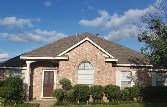 924 HILLRISE DR