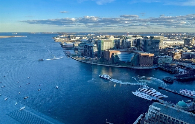 1 bed, 1 bath, 863 sqft, $4,000, Unit 40E