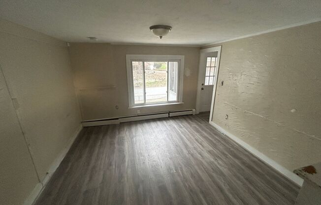 W Mitchell St 341
