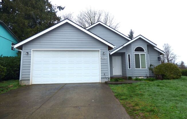 3 bed 2 bath House in South Salem!