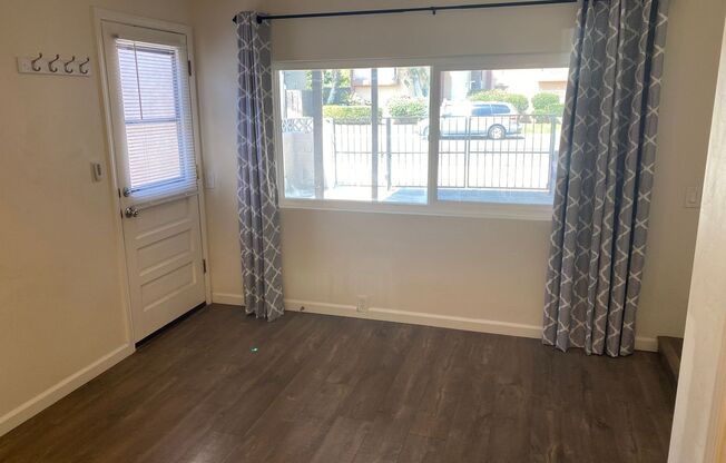 Studio, 1 bath, 300 sqft, $1,450