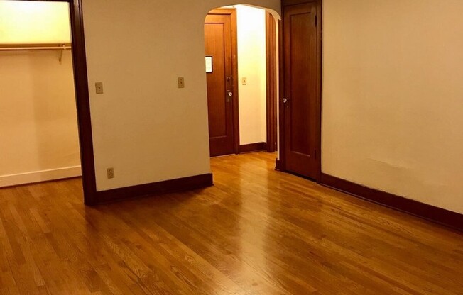 Parkway Apartments