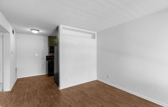 1 bed, 1 bath, 597 sqft, $1,039, Unit 1617K