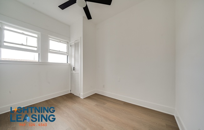 1026 W 22 ST