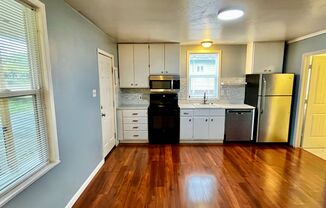 2 beds, 1 bath, $1,400