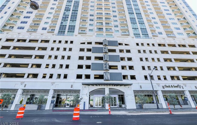 150 S LAS VEGAS BLVD