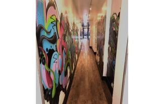 407 W 39 ST