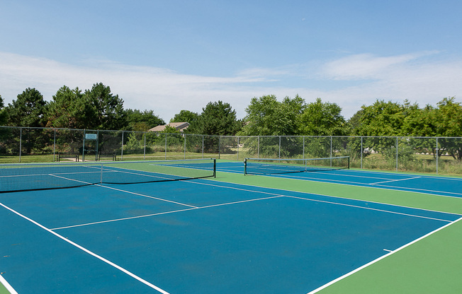 Fairways of Naperville Apartments Tennis Courts