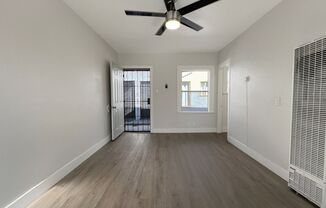 Studio, 1 bath, 300 sqft, $1,395, Unit 10