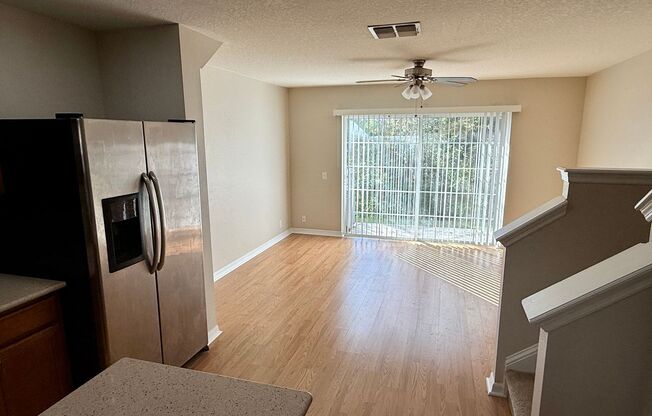 2/2.5 Clearwater Townhome Available Now!