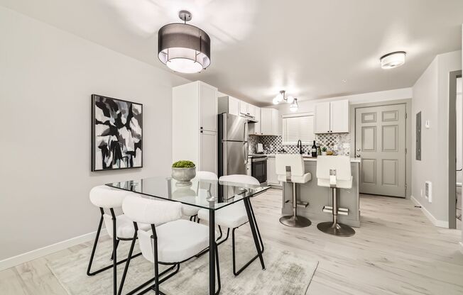 2 beds, 1.5 baths, $2,450, Unit 203