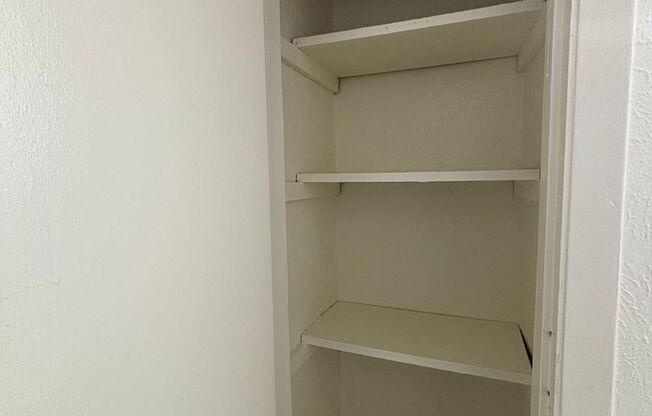 1 bed, 1 bath, 742 sqft, $1,564, Unit OPA-277