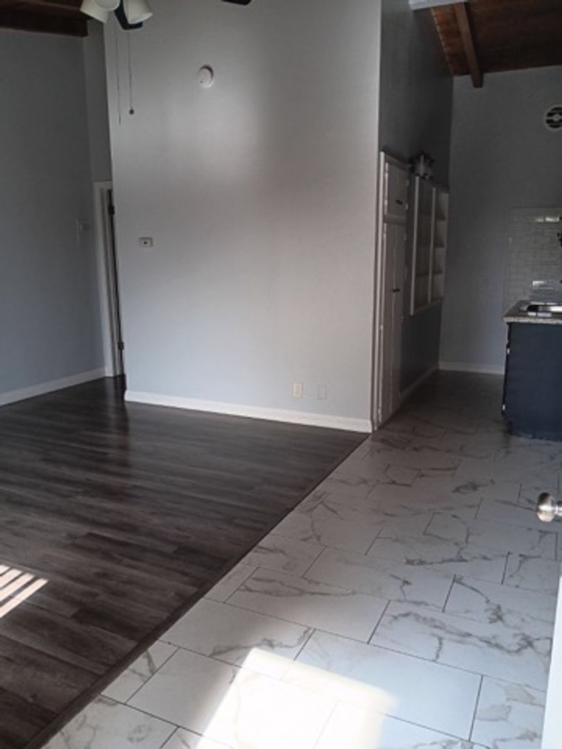 1 bed, 1 bath, $1,650, Unit K