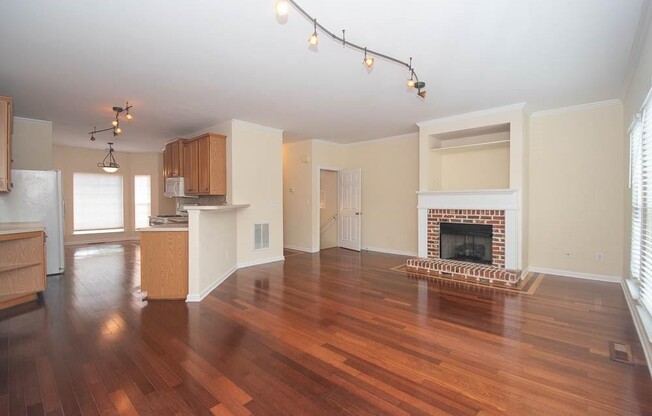 4822 LIBERTY PLZ