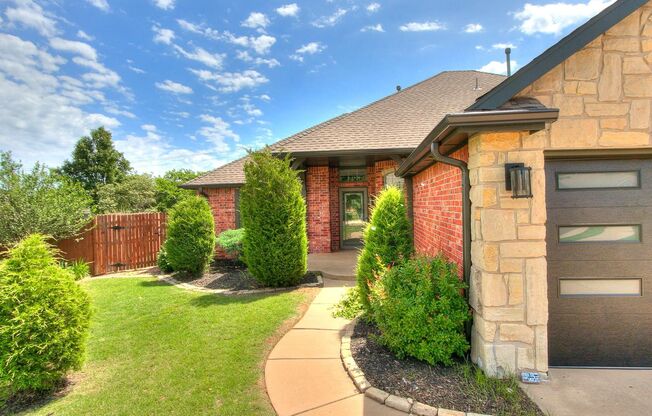 Stunning Coffee Creek Home