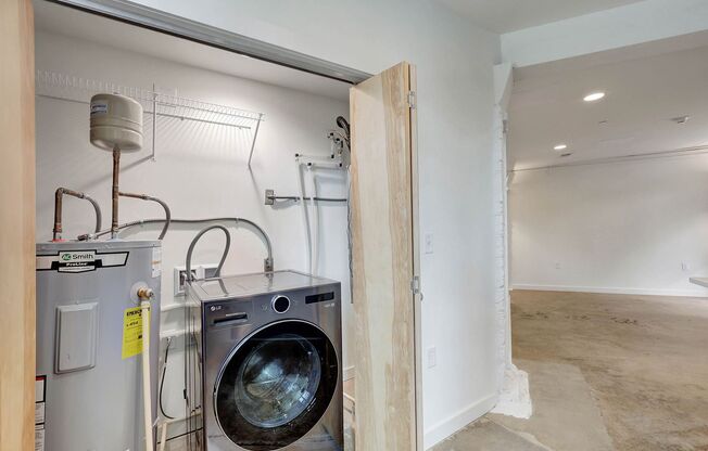 1 bed, 1 bath, 655 sqft, $1,775, Unit 100