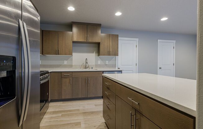 3 beds, 2.5 baths, 1,650 sqft, $2,490, Unit E-119