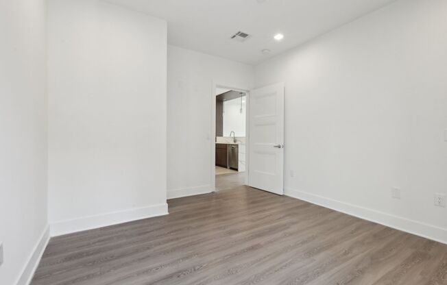 2 beds, 1 bath, 1,040 sqft, $2,750, Unit 304