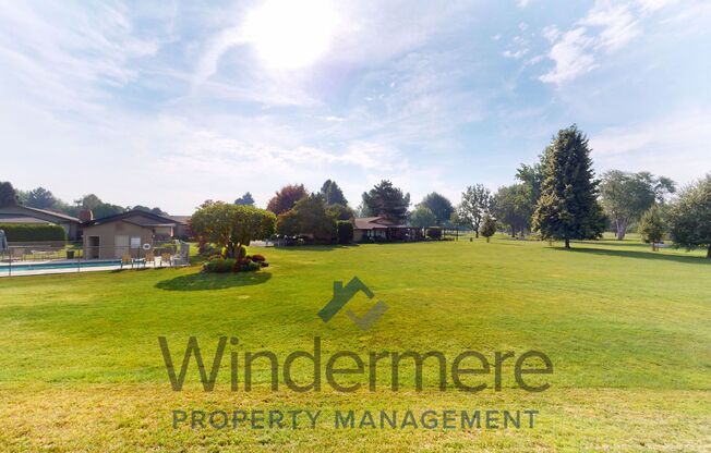 763 1/2 Village Way - Golf Course View