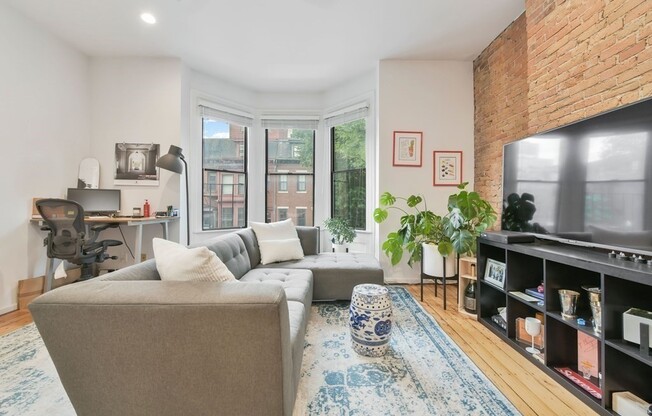 70 Appleton St Unit 2P