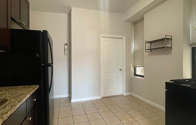 1 bed, 1 bath, $1,500, Unit 2F