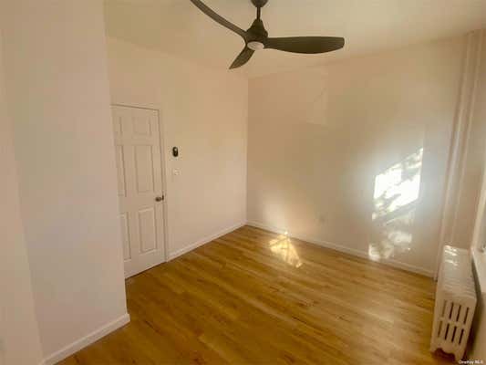 2 beds, 1 bath, $2,850