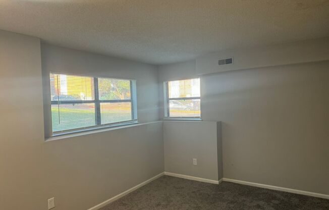 1 bed, 1 bath, 629 sqft, $800, Unit L2