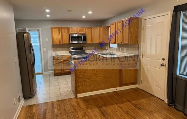 2714 PLEASANTWOOD DR