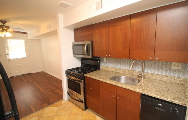 3806 Hickory