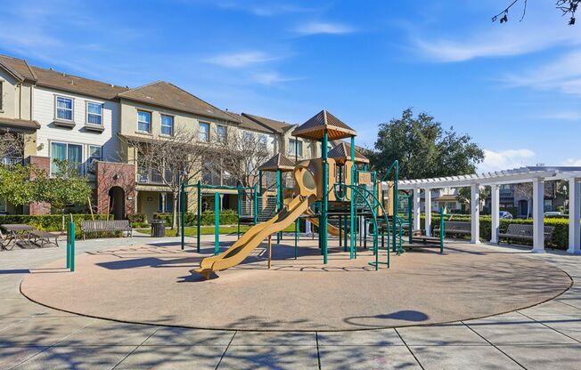 Modern Luxury 4BD/4BA Townhome in Rosewood Community – Fully Refreshed!