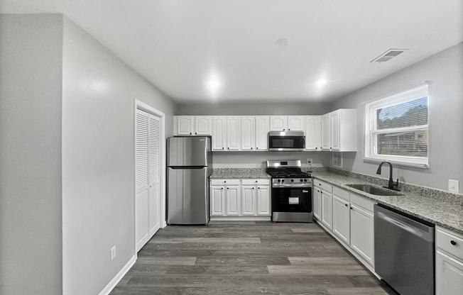 4344 ROBERTON AVE