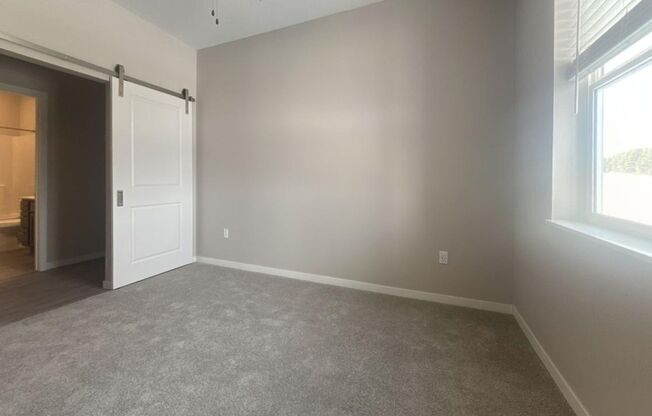 1 bed, 1 bath, 580 sqft, $1,450, Unit 4 - 304