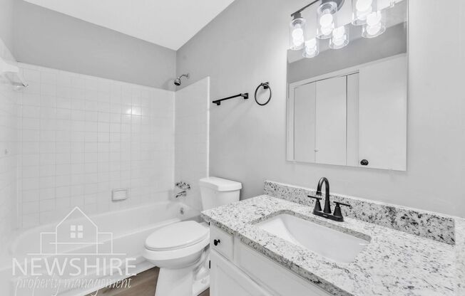 2 beds, 1.5 baths, 1,600 sqft, $1,064, Unit 26