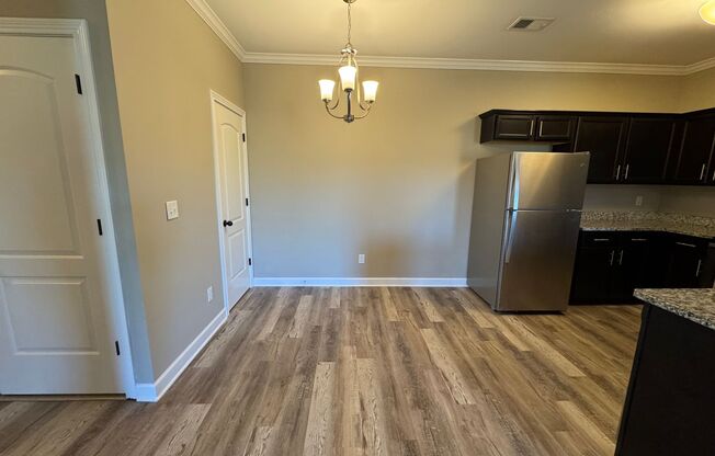 2 beds, 2 baths, 980 sqft, $975, Unit 222