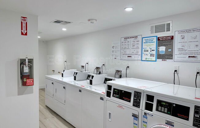 1 bed, 1 bath, 607 sqft, $2,350, Unit 602