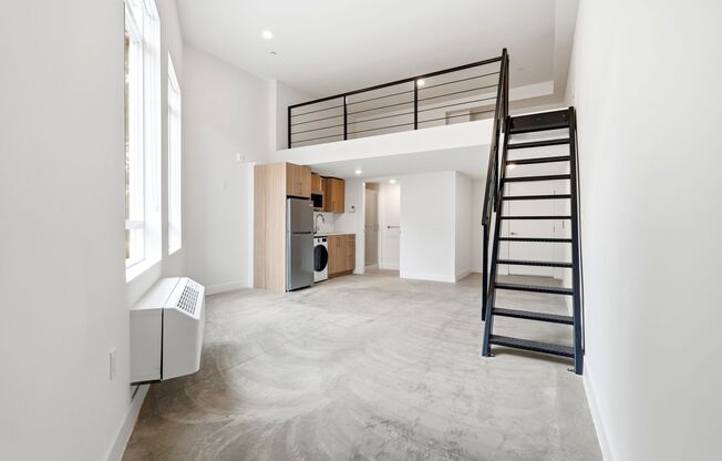 Studio, 1 bath, 473 sqft, $2,045, Unit 203-D