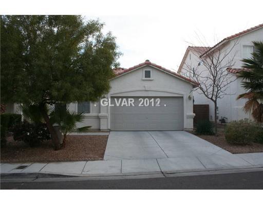 THIS 1,389 SQ FT, ONE STORY HAS 3 BED ROOMS, TWO FULL BATHROOMS AND A TWO CAR GARAGE LOCATED SHOPPING AND SCHOOLS