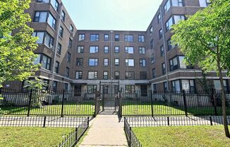 7200 Coles