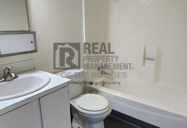 1 bed, 1 bath, 605 sqft, $895, Unit F301