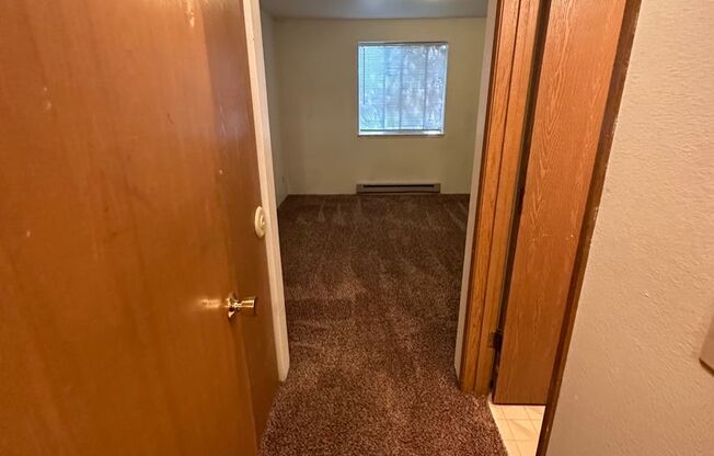 2 beds, 1.5 baths, 950 sqft, $1,600, Unit A103