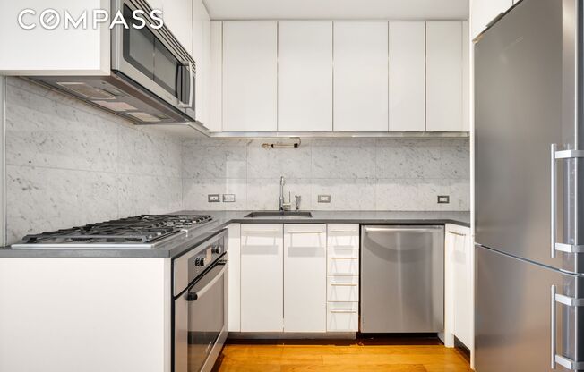 58 METROPOLITAN AVE
