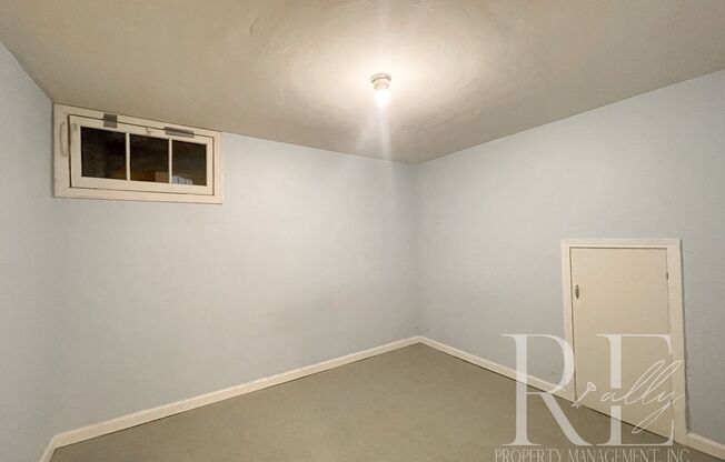 2 beds, 1 bath, $2,275