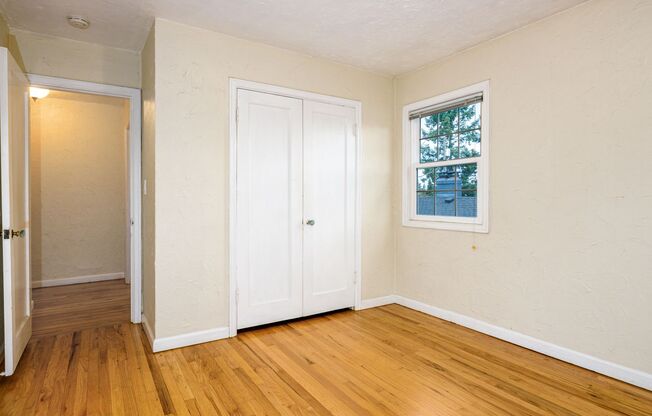 Regency Park Apartments
