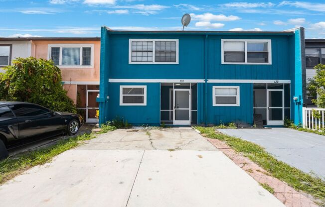 Renovated Town Home 2 bedroom 1.5 bath ** 1/2 off August Rent if Moved in by July 31st**